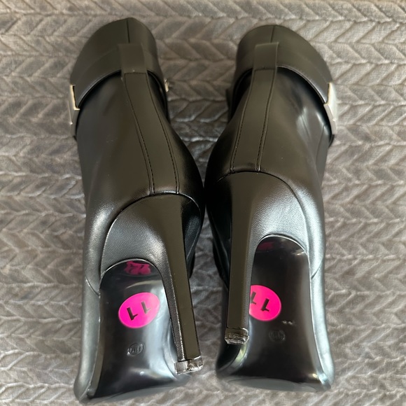 New Calvin Klein Boots Heels - Picture 6 of 8
